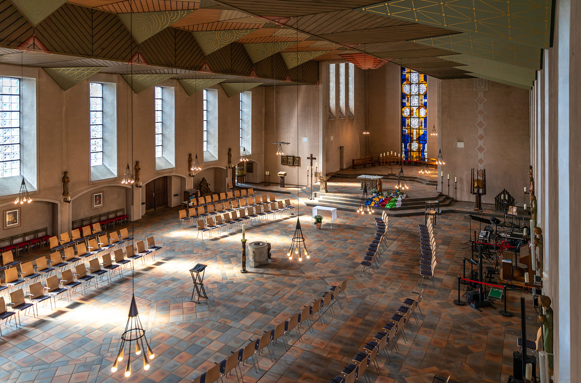 Katholische Kirche St. Marien Eickel - Innenansicht von der Orgelempore
